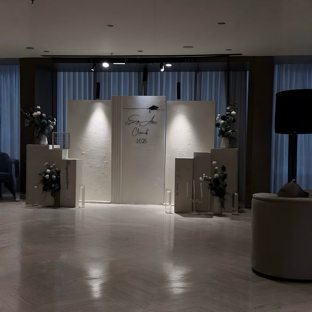 ركن تخرج A-12 3 ركن تخرج A-12 - الصورة 3