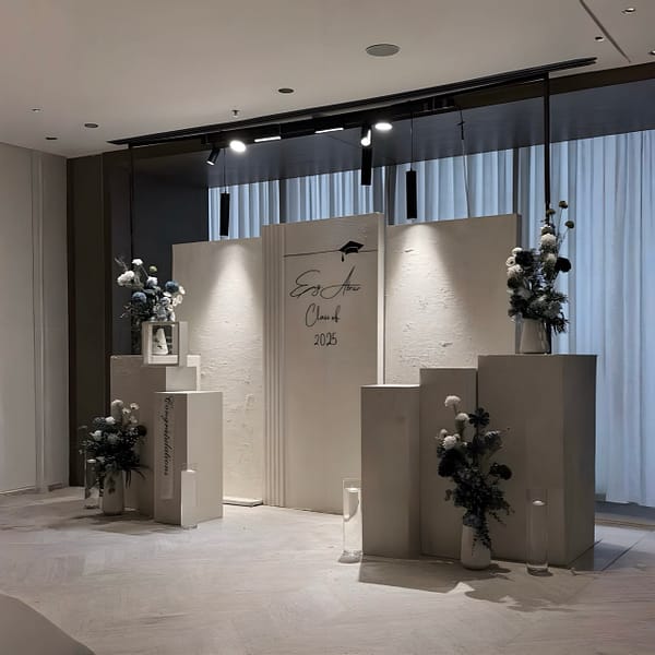 ركن تخرج A-12